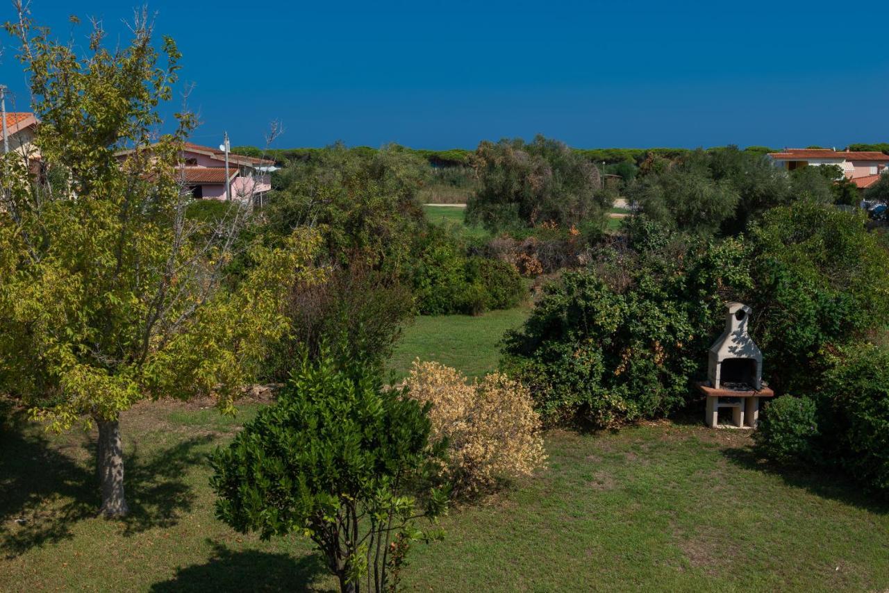 Le Dimore Di Budoni Exteriör bild